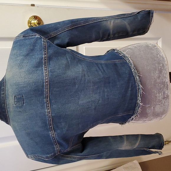 Women's denim jacket - Picture 5 of 6